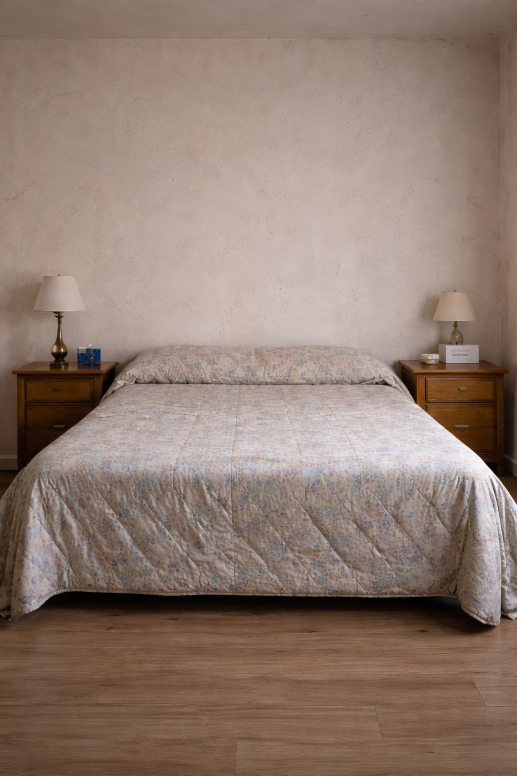 Dormitorio antes de la reforma en Barcelona